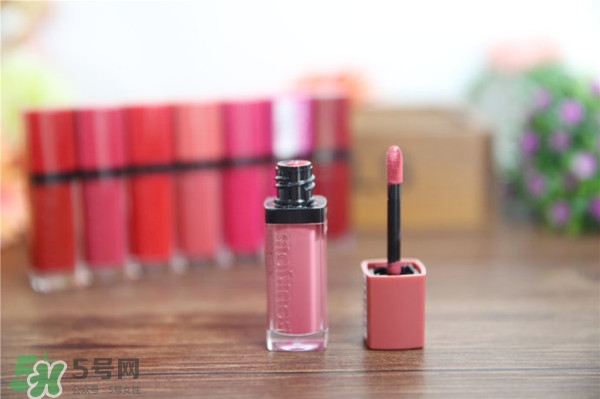 妙巴黎唇釉7號(hào)還是9號(hào)？妙巴黎唇釉7號(hào)9號(hào)試色