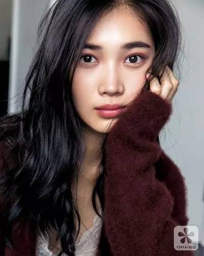 豆沙色眼影怎么畫(huà)？豆沙色眼影畫(huà)法