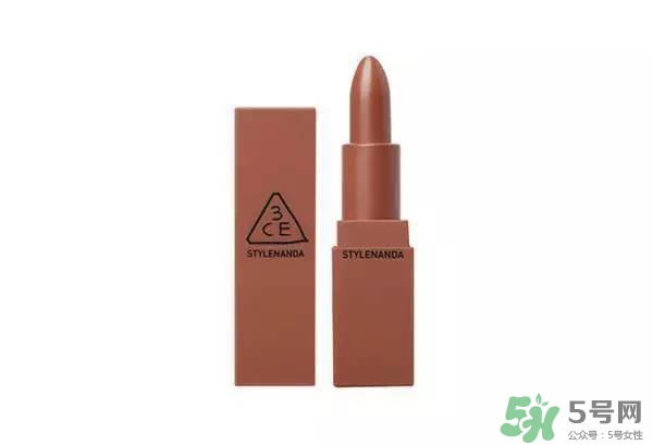 南瓜棕是什么顏色？南瓜棕口紅試色