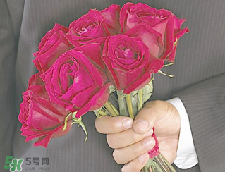 男朋友不在身邊怎樣過情人節(jié)？情人節(jié)沒有男朋友怎么過？