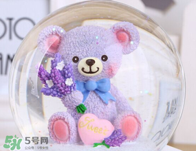 學(xué)生送什么情人節(jié)禮物？適合學(xué)生的情人節(jié)禮物有哪些？