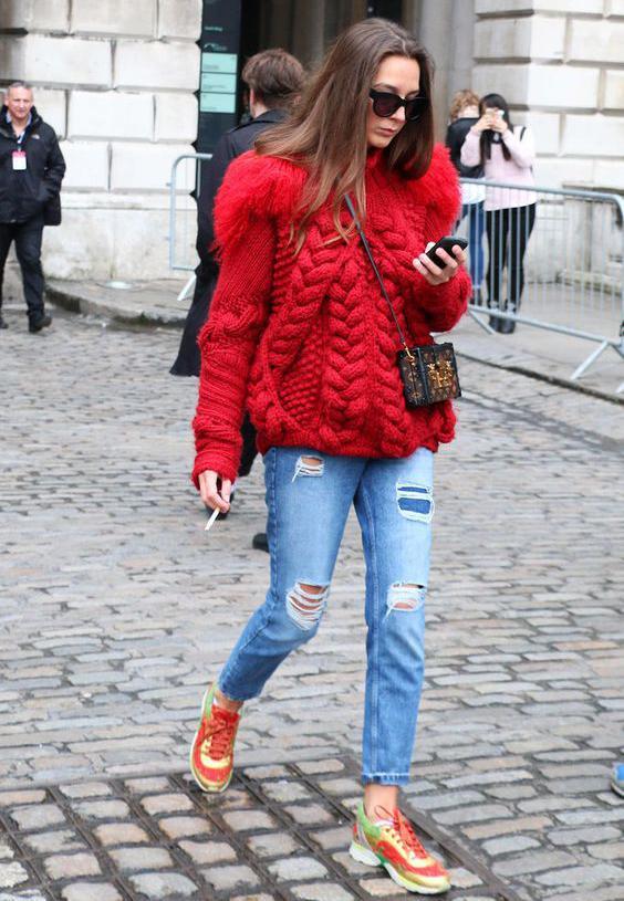 極光紅是什么顏色？極光紅口紅試色