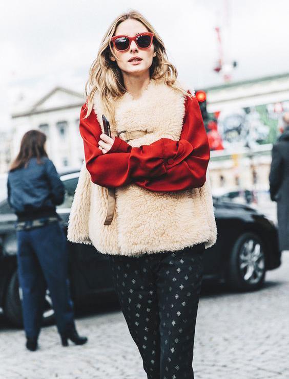 極光紅是什么顏色？極光紅口紅試色