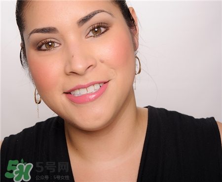 雅詩蘭黛花漾傾慕腮紅色號 雅詩蘭黛漸變?nèi)t試色 雅詩蘭黛花漾傾慕腮紅色號 雅詩蘭黛漸變?nèi)t試色