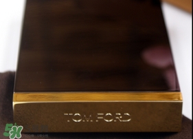 tom ford眼影怎么查批號？tom ford眼影保質(zhì)期