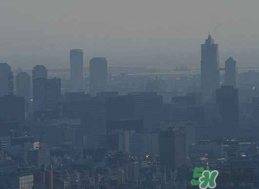 霧霾天開空調(diào)會不會污染室內(nèi)空氣？