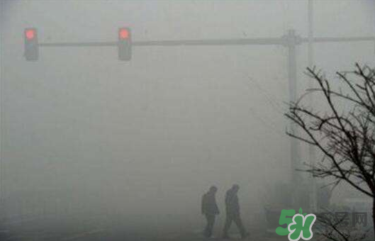 霧霾天闖紅燈能拍到嗎？霧霾天闖紅燈怎么處理？