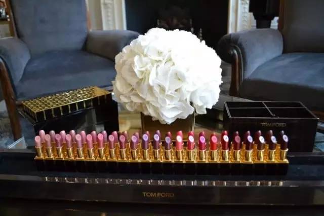 tom ford和迪奧哪個(gè)好？tom ford口紅和dior口紅哪個(gè)好？
