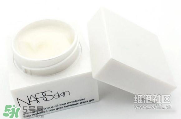 tom ford和nars哪個好？tom ford和nars唇膏口紅對比