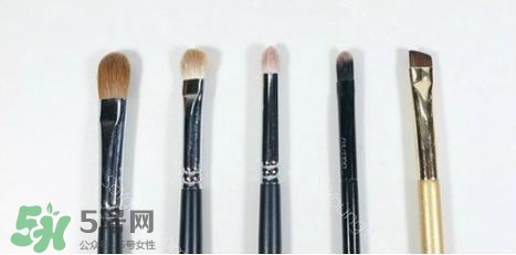 眼影膏用什么工具畫？眼影膏怎么化？