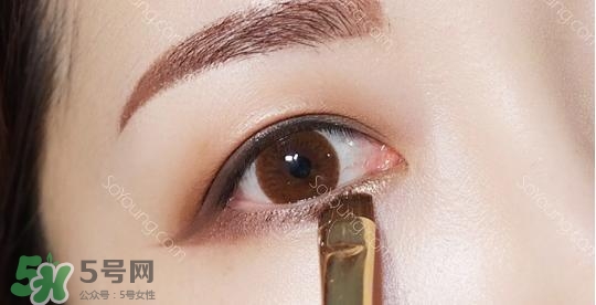 眼影膏用什么工具畫？眼影膏怎么化？