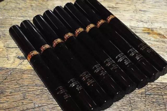 tom ford和迪奧哪個(gè)好？tom ford口紅和dior口紅哪個(gè)好？