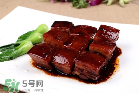 紅燒肉可以用紅糖嗎？紅燒肉用紅糖還是白糖？