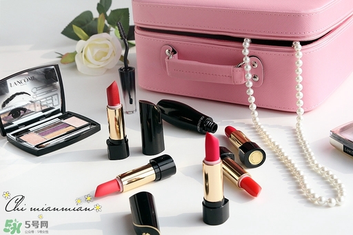 蘭蔻菁純唇膏怎么打開？蘭蔻口紅蓋子怎么打開？