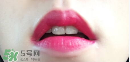 品紅色是什么顏色？品紅色口紅試色
