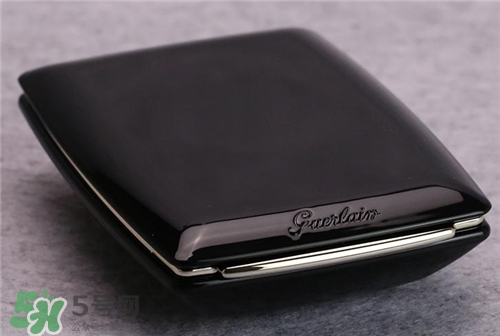 嬌蘭金鉆粉餅好用嗎？嬌蘭金鉆粉餅怎么樣？