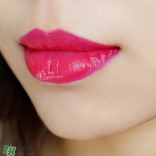 品紅色是什么顏色？品紅色口紅試色