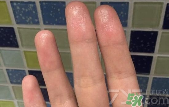 安耐曬金瓶怎么樣？安耐曬金瓶好用嗎？