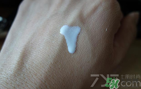 安耐曬金瓶怎么樣？安耐曬金瓶好用嗎？