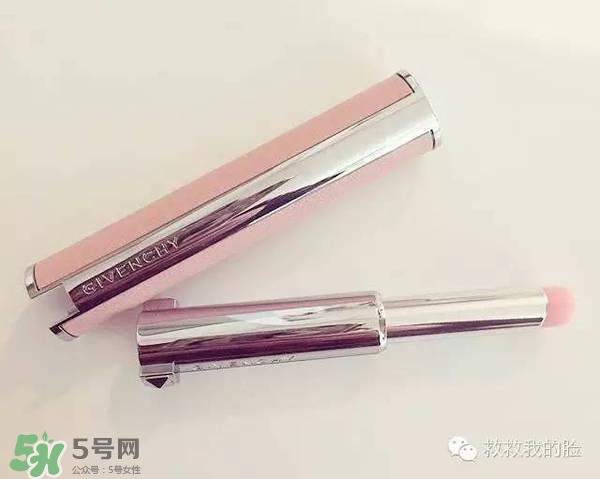 紀(jì)梵希小羊皮和禁忌之吻哪個(gè)好？紀(jì)梵希小羊皮和禁忌之吻對(duì)比