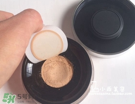 bareminerals礦物粉底怎么用？bareminerals貝茗礦物粉底使用方法