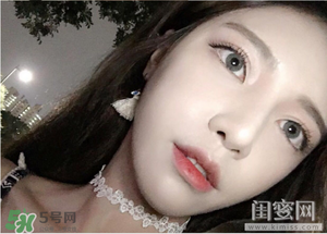 煙熏玫瑰色適合什么膚色？煙熏玫瑰色口紅適合黃皮嗎？