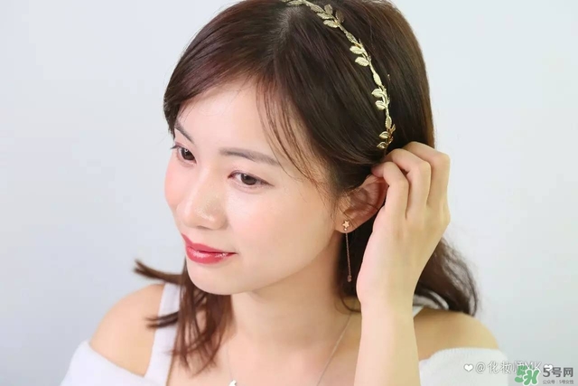 紀(jì)梵希小羊皮是真皮嗎？紀(jì)梵希小羊皮是羊皮嗎？