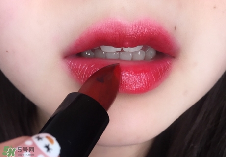 紀(jì)梵希小羊皮有小樣嗎？紀(jì)梵希小羊皮有中樣嗎？