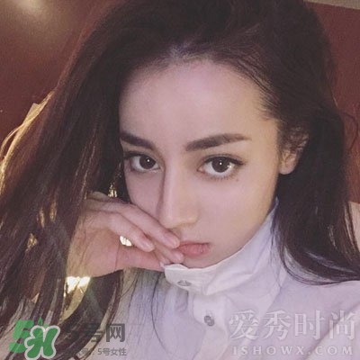 煙熏玫瑰色適合什么膚色？煙熏玫瑰色口紅適合黃皮嗎？