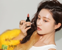 豆沙色和珊瑚色的區(qū)別 豆沙色珊瑚色哪個好看？