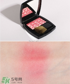 香奈兒2017珍珠光感限量彩妝有哪些？香奈兒2017珍珠光感彩妝價(jià)格