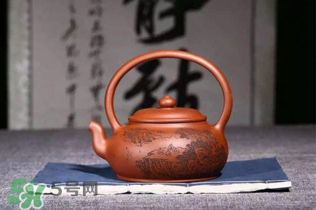 剛買的紫砂壺怎么清洗？新買的紫砂壺怎么清洗？