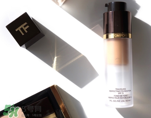 tom ford粉底液方和圓哪個(gè)好？tom ford粉底液方管圓管區(qū)別