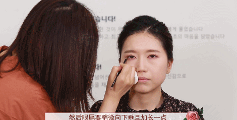 干玫瑰色妝容怎么化？干玫瑰色妝容畫(huà)法步驟