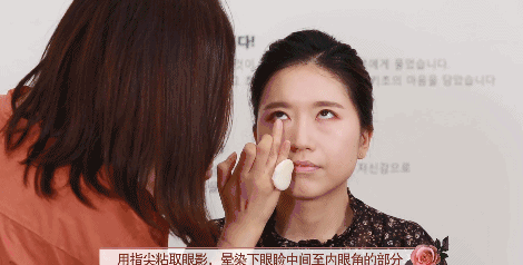 干玫瑰色妝容怎么化？干玫瑰色妝容畫(huà)法步驟