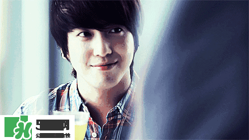 紅棕色是什么顏色？紅棕色口紅試色