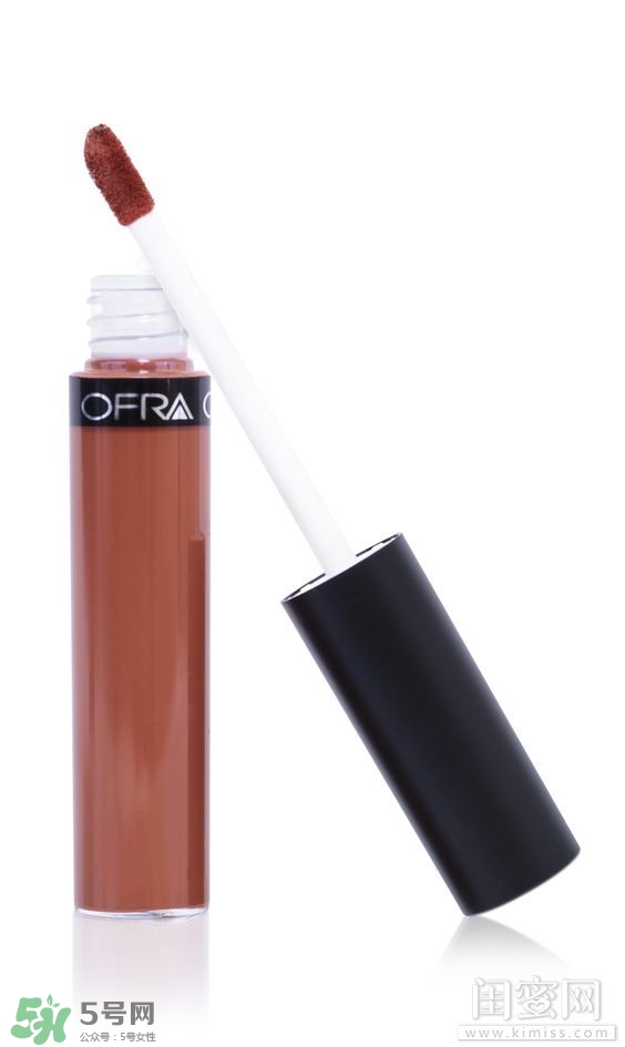 豆沙色和南瓜色的區(qū)別 豆沙色和南瓜色哪個好看？