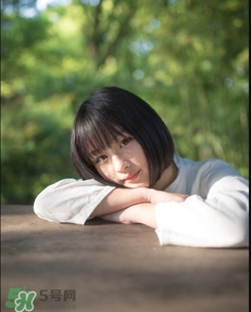 4月份穿什么鞋子？四月份鞋子搭配