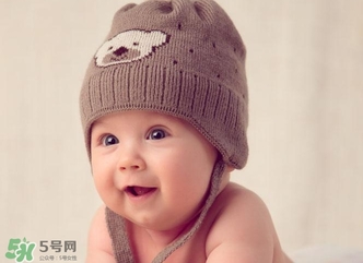 4月份出生的寶寶穿什么衣服？四月份寶寶穿衣搭配