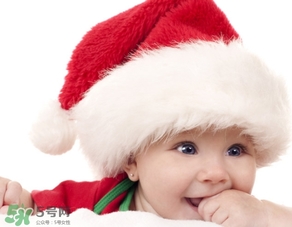 4月份出生的寶寶穿什么衣服？四月份寶寶穿衣搭配