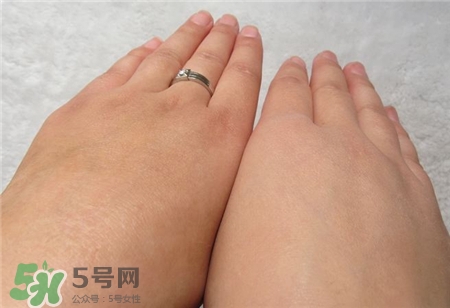 Givenchy紀梵希滿天星散粉色號 紀梵希滿天星蜜粉試色