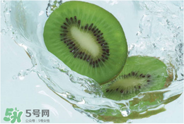 獼猴桃里面的黃芯可以吃嗎？獼猴桃里面變黃了能吃嗎？