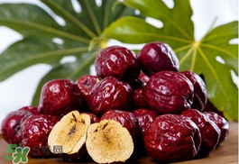 紅棗發(fā)白可以吃嗎？紅棗表面發(fā)白是發(fā)霉嗎？