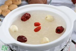 為什么煮紅棗會(huì)有白沫？紅棗煮出來上面一層白沬是什么？