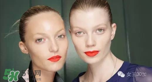 珊瑚橘色口紅適合什么膚色？珊瑚橘口紅適合黃皮嗎？