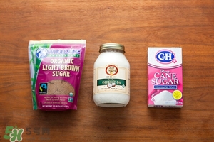 唇部磨砂膏多久用一次？唇部磨砂膏可以天天用嗎？