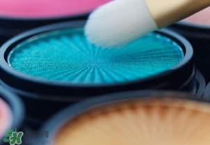 啞光眼影怎么畫？啞光眼影畫法步驟圖解