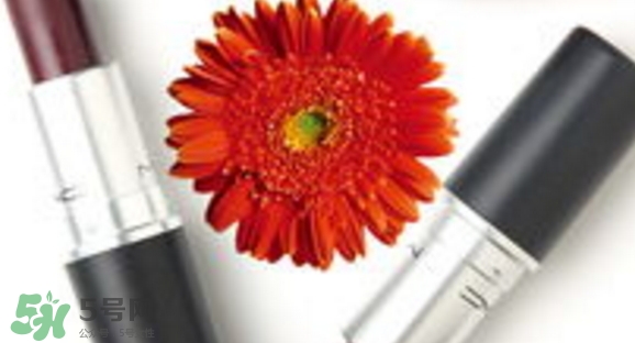 啞光口紅和珠光口紅哪個好？啞光口紅和珠光區(qū)別