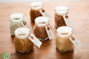 唇部磨砂膏多久用一次？唇部磨砂膏可以天天用嗎？