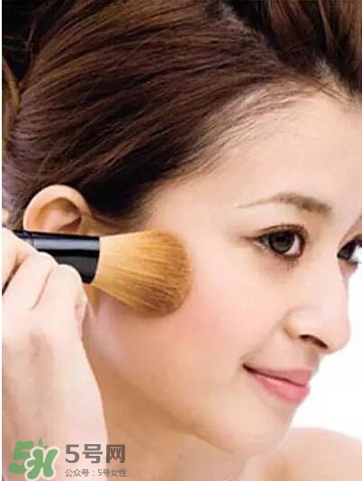 啞光是什么意思？化妝品啞光好不好？